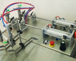 dozownik dwugłowicowy do płynów nalewarka dwugłowicowa