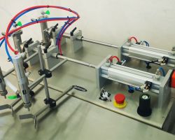 dozownik dwugłowicowy do płynów nalewarka dwugłowicowa